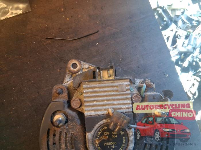 Dynamo från en Renault Express/Rapid/Extra 1.1 1987