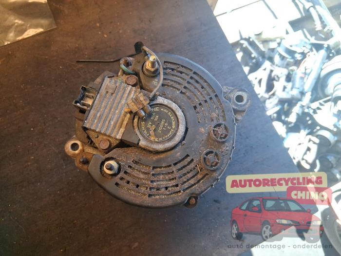 Dynamo från en Renault Express/Rapid/Extra 1.1 1987
