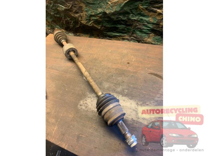 Aandrijfas rechts-voor van een Ford Ka II 1.2 2010