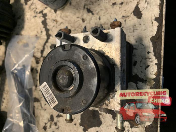 ABS-pump från en Chevrolet Matiz (M200) 0.8 S,SE 2008