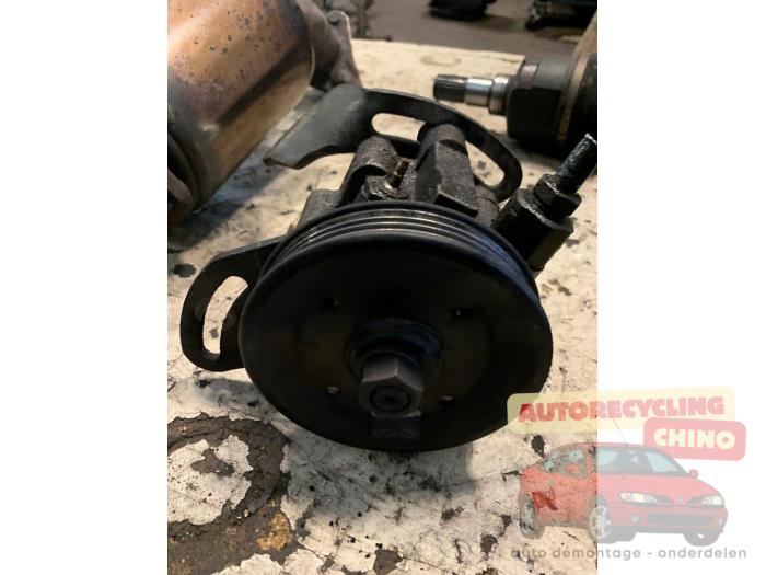 Stuurbekrachtiging Pomp van een Chevrolet Matiz (M200) 0.8 S,SE 2008