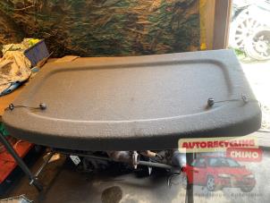 Begagnade Hatthylla Volkswagen Tiguan (5N1/2) 1.4 TSI 16V Pris € 170,00 Marginaltabell erbjuds av Autorecycling Chino B.V.