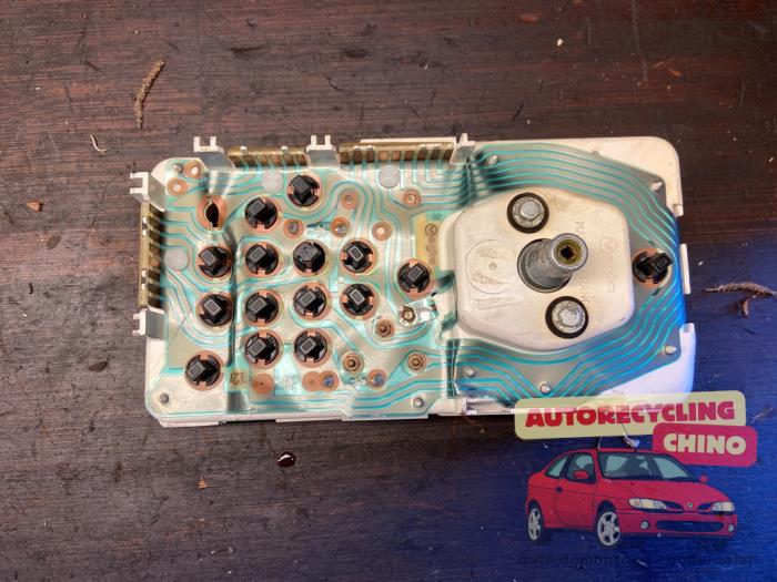 Vägmätare KM från en Renault Express/Rapid/Extra 1.1 1987