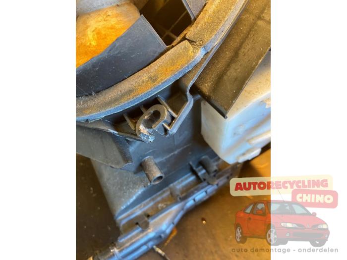 Fläktmotor för uppvärmning och ventilation från en Renault Express/Rapid/Extra 1.1 1987