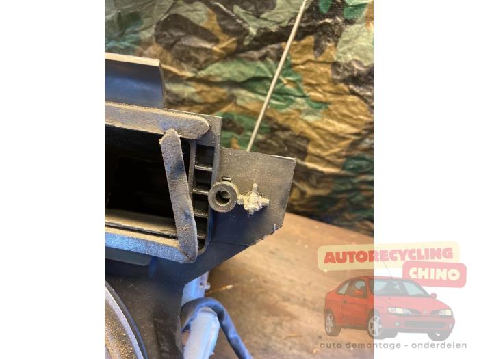 Fläktmotor för uppvärmning och ventilation från en Renault Express/Rapid/Extra 1.1 1987