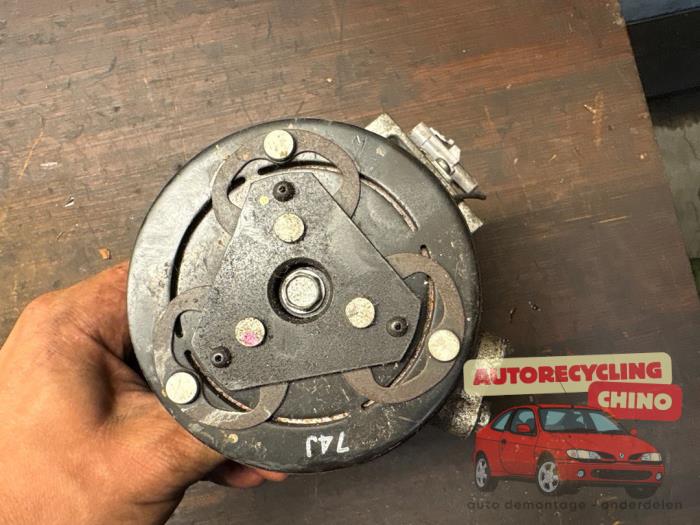 Luftkonditioneringspump från en Suzuki Celerio (LF) 1.0 12V Dualjet 2018