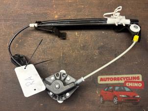 Gebruikte Ruitmechaniek 4Deurs rechts-achter Fiat Grande Punto (199) 1.4 16V Prijs € 29,50 Margeregeling aangeboden door Autorecycling Chino B.V.