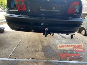 Używane Zderzak tylny Mitsubishi Carisma 1.6i 16V Cena € 75,00 Procedura marży oferowane przez Autorecycling Chino B.V.