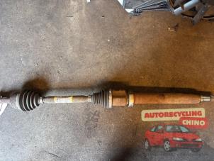 Używane Os napedowa prawy przód Ford Transit Courier 1.5 TDCi 75 Cena € 150,00 Procedura marży oferowane przez Autorecycling Chino B.V.