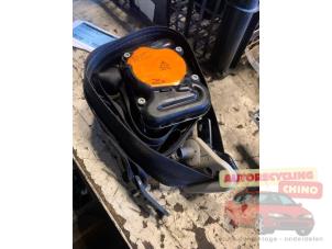 Begagnade Främre säkerhetsbälte, vänster Peugeot Partner (GC/GF/GG/GJ/GK) 1.6 HDI 90 Pris € 175,00 Marginaltabell erbjuds av Autorecycling Chino B.V.