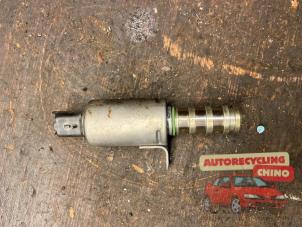 Begagnade Kamaxelsensor Peugeot 208 I (CA/CC/CK/CL) 1.2 Vti 12V PureTech 82 Pris € 22,50 Marginaltabell erbjuds av Autorecycling Chino B.V.