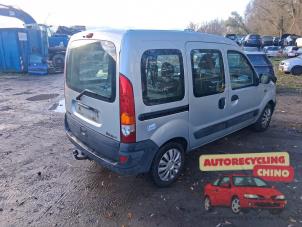 Gebruikte Achterbumper Renault Kangoo (KC) 1.2 16V Prijs € 75,00 Margeregeling aangeboden door Autorecycling Chino B.V.