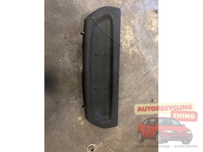 Hatthylla från en Toyota Aygo (B10) 1.0 12V VVT-i 2009