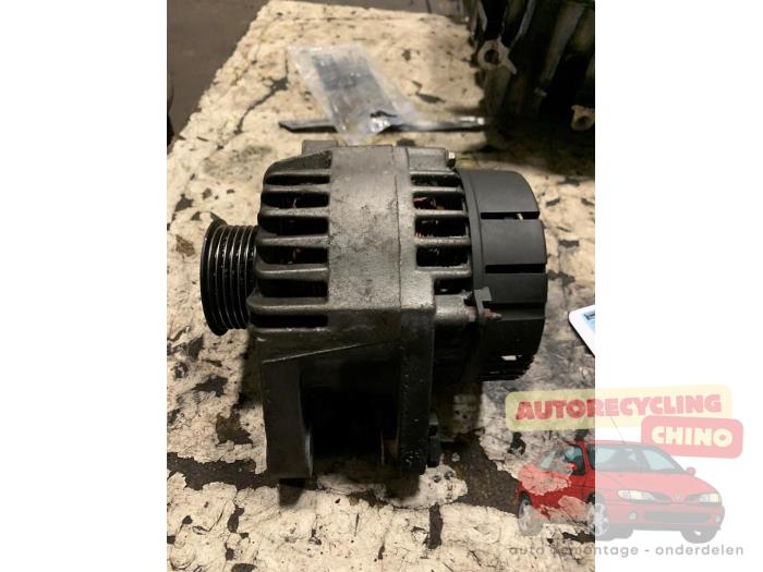 Dynamo från en Toyota Aygo (B10) 1.0 12V VVT-i 2009