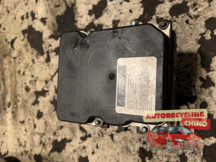 ABS-pump från en Toyota Aygo (B10) 1.0 12V VVT-i 2009