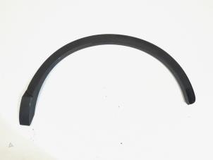 Begagnade Stripe, hjulhus Audi Q3 (8UB/8UG) 1.4 TFSI 16V Pris € 24,50 Marginaltabell erbjuds av GEJO Revisie & Onderdelen BV