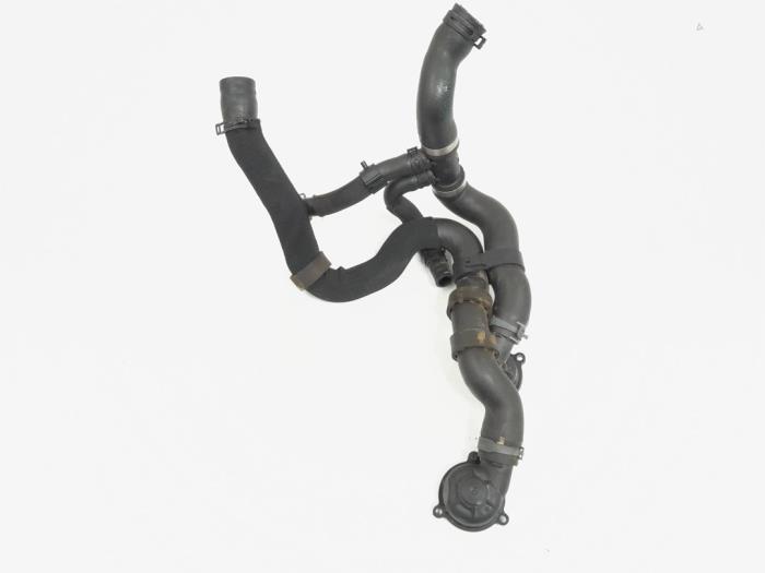 Termostathus från en Volkswagen Scirocco (137/13AD) 1.4 TSI 160 16V 2010