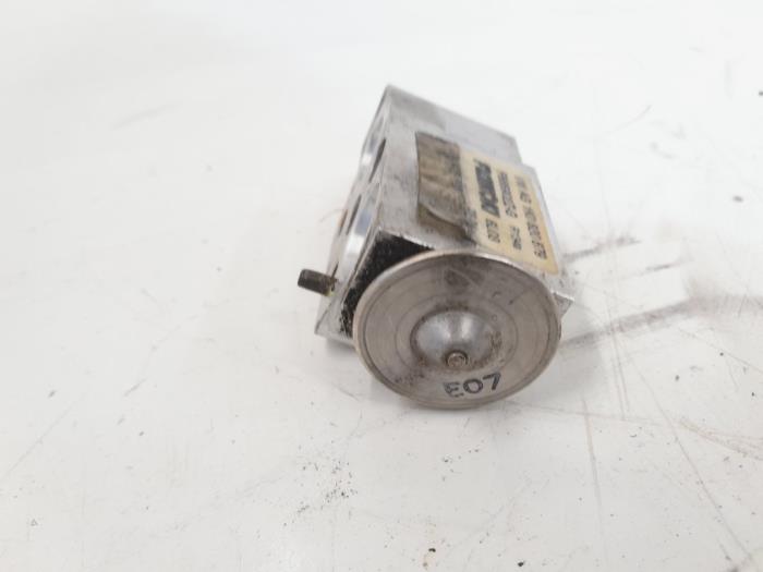 Expansieklep airco van een Volkswagen Golf VI (5K1) 1.4 TSI 122 16V 2010