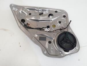 Gebruikte Ruitmechaniek 4Deurs links-achter Mercedes C Estate (S204) 2.2 C-200 CDI 16V . Prijs € 19,95 Margeregeling aangeboden door GEJO Revisie & Onderdelen BV