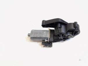 Gebruikte Stoelmotor Mercedes C Estate (S204) 2.2 C-200 CDI 16V . Prijs € 14,95 Margeregeling aangeboden door GEJO Revisie & Onderdelen BV