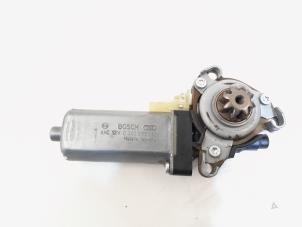 Gebruikte Stoelmotor Mercedes C Estate (S204) 2.2 C-200 CDI 16V . Prijs € 19,00 Margeregeling aangeboden door GEJO Revisie & Onderdelen BV