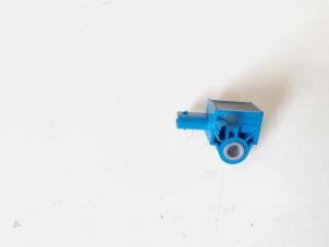 Begagnade Airbagsensor Audi Q3 (8UB/8UG) 2.0 TDI 16V 140 Quattro Pris € 24,00 Marginaltabell erbjuds av GEJO Revisie & Onderdelen BV