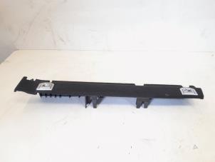 Begagnade List, bagageutrymme Audi SQ5 (8RB) 3.0 TDI V6 24V Pris € 17,95 Marginaltabell erbjuds av GEJO Revisie & Onderdelen BV