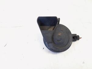 Begagnade Signalhorn Audi SQ5 (8RB) 3.0 TDI V6 24V Pris € 9,00 Marginaltabell erbjuds av GEJO Revisie & Onderdelen BV