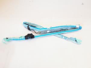 Begagnade Takgardinairbag, höger Volkswagen Touran (1T3) 1.4 16V TSI 140 Pris € 22,00 Marginaltabell erbjuds av GEJO Revisie & Onderdelen BV