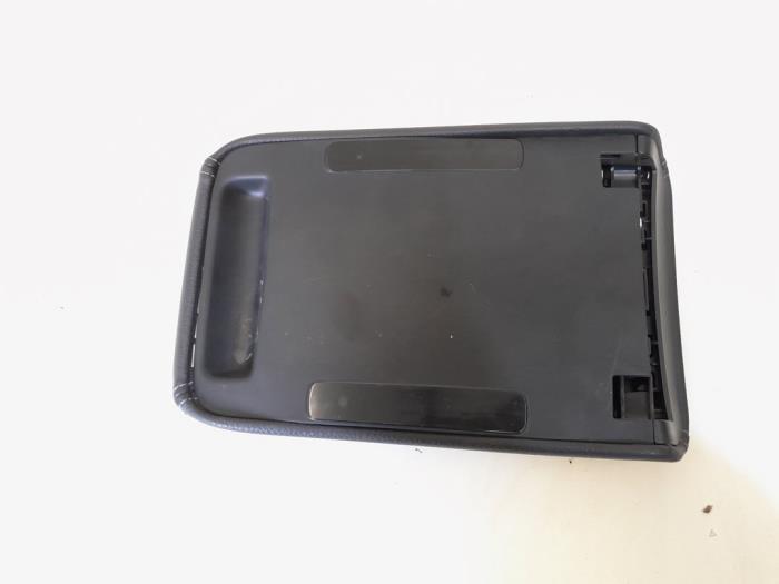 Zestaw powlok (kompletny) z Volkswagen Scirocco (137/13AD) 1.4 TSI 122 16V 2011