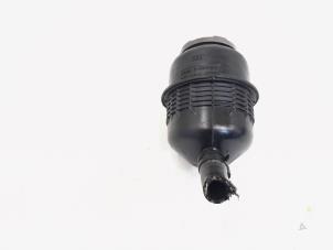 Gebruikte Servo Oliereservoir Audi A4 Avant (B8) 3.0 TDI V6 24V Quattro Prijs € 16,00 Margeregeling aangeboden door GEJO Revisie & Onderdelen BV