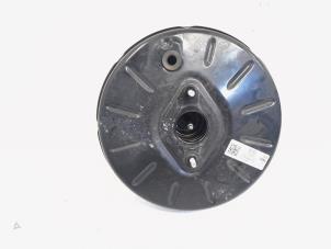 Gebruikte Rembekrachtiger Audi A3 Limousine (8VS/8VM) 1.0 TFSI 12V Prijs € 40,00 Margeregeling aangeboden door GEJO Revisie & Onderdelen BV