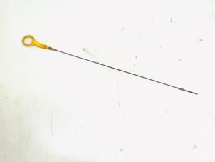 Begagnade Oljemätsticka Volkswagen Golf VI Cabrio (1K) 1.4 TSI 160 16V Pris € 7,99 Marginaltabell erbjuds av GEJO Revisie & Onderdelen BV