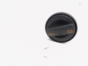 Gebruikte Olie vulpijp Audi A4 Avant (B8) 3.0 TDI V6 24V Quattro Prijs € 14,95 Margeregeling aangeboden door GEJO Revisie & Onderdelen BV