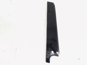 Gebruikte B-stijl sierlijst exterieur Volkswagen Golf VII (AUA) 1.0 TSI 12V Prijs € 20,00 Margeregeling aangeboden door GEJO Revisie & Onderdelen BV