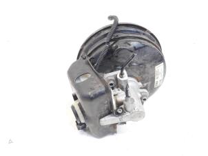 Begagnade Bromsservo Audi A4 Avant (B8) 3.0 TDI V6 24V Quattro Pris € 28,00 Marginaltabell erbjuds av GEJO Revisie & Onderdelen BV