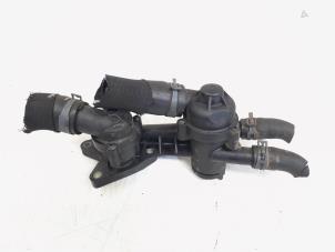 Begagnade Termostathus Volkswagen Golf V (1K1) 1.4 TSI 122 16V Pris € 14,00 Marginaltabell erbjuds av GEJO Revisie & Onderdelen BV