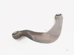 Gebruikte Draagarm boven rechts-achter Audi A4 Avant (B8) 3.0 TDI 245 V6 24V Quattro Prijs € 10,00 Margeregeling aangeboden door GEJO Revisie & Onderdelen BV
