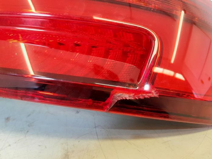 Baklykta, höger från en Audi A3 Limousine (8VS/8VM) 1.0 TFSI 12V 2018