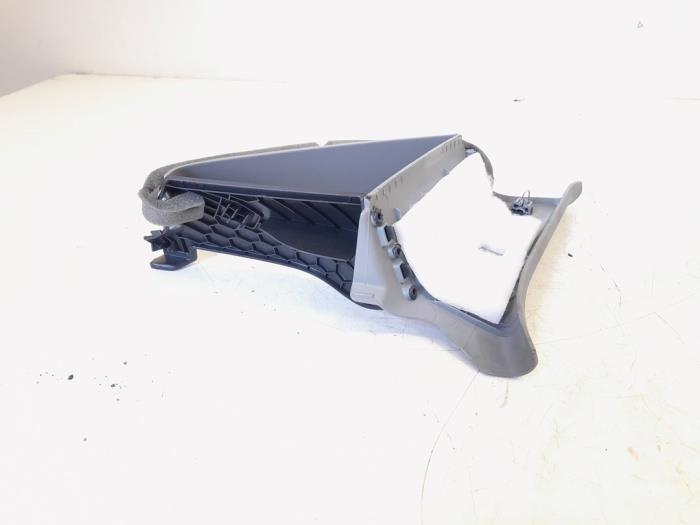 Liststripe, höger bak från en Audi A3 Limousine (8VS/8VM) 1.0 TFSI 12V 2018