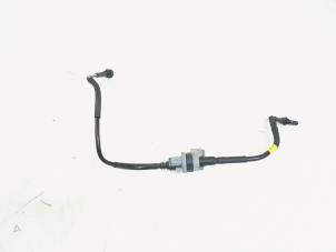 Używane Zawór prózniowy Peugeot 208 I (CA/CC/CK/CL) 1.2 Vti 12V PureTech Cena € 13,00 Procedura marży oferowane przez GEJO Revisie & Onderdelen BV