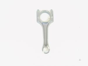 Begagnade Vevstake Audi RS 3 Sportback (8VA/8VF) 2.5 TFSI 20V Quattro Pris € 180,00 Marginaltabell erbjuds av GEJO Revisie & Onderdelen BV