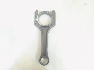 Begagnade Vevstake Audi RS 3 Sportback (8VA/8VF) 2.5 TFSI 20V Quattro Pris € 180,00 Marginaltabell erbjuds av GEJO Revisie & Onderdelen BV