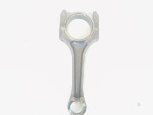 Begagnade Vevstake Audi RS 3 Sportback (8VA/8VF) 2.5 TFSI 20V Quattro Pris € 180,00 Marginaltabell erbjuds av GEJO Revisie & Onderdelen BV