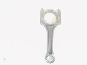 Begagnade Vevstake Audi RS 3 Sportback (8VA/8VF) 2.5 TFSI 20V Quattro Pris € 180,00 Marginaltabell erbjuds av GEJO Revisie & Onderdelen BV