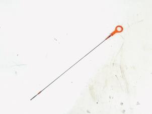 Begagnade Oljemätsticka Volkswagen Golf VI Cabrio (1K) 1.4 TSI 160 16V Pris € 7,99 Marginaltabell erbjuds av GEJO Revisie & Onderdelen BV