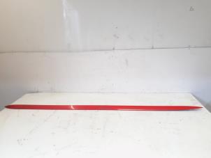 Używane Belka boczna lewa Audi A5 (8T3) 2.0 TFSI 16V Quattro Cena € 50,00 Procedura marży oferowane przez GEJO Revisie & Onderdelen BV