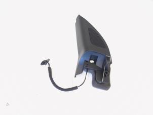 Begagnade Högtalarskydd Volkswagen Golf V (1K1) 2.0 GTI 16V Pris € 12,00 Marginaltabell erbjuds av GEJO Revisie & Onderdelen BV