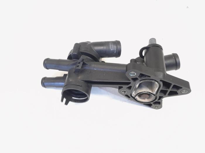 Termostathus från en Audi A3 Sportback (8PA) 1.4 TFSI 16V 2011