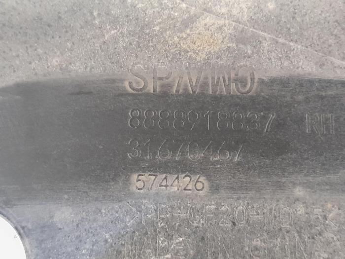 Hasplåt från en Lynk & Co 01 1.5 PHEV 2022